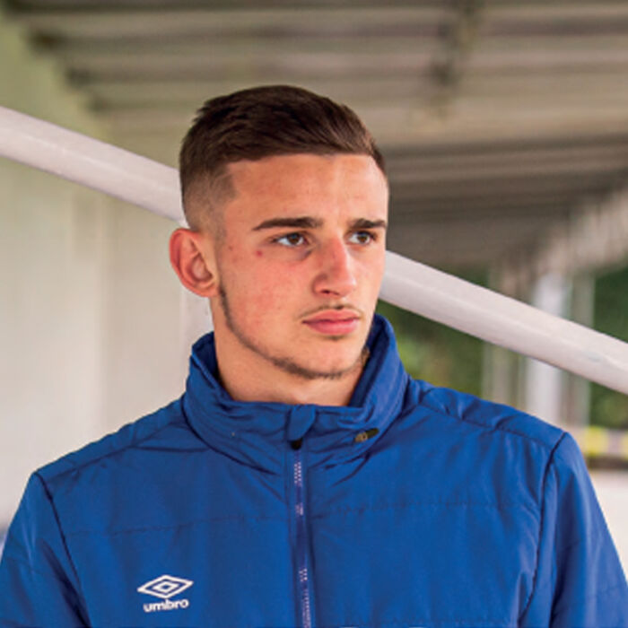 Club Essential Thumbnail